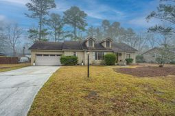 37 Milano Street photo 4