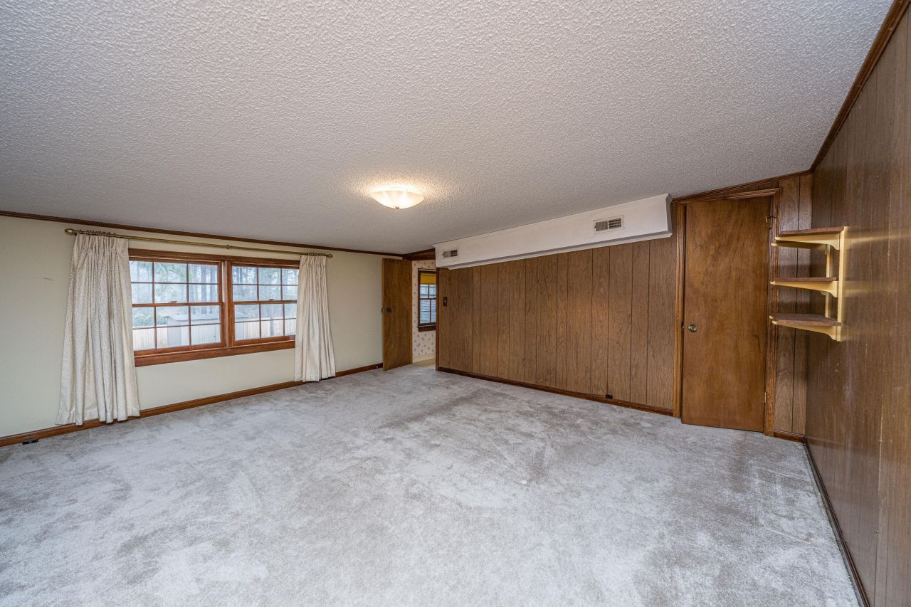 37 Milano Street Photo 30