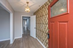 37 Milano Street photo 4