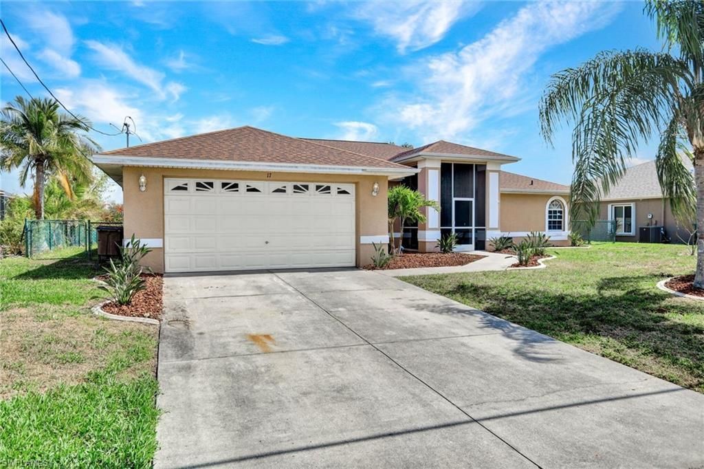 17 SE 15th Ave, Cape Coral, FL 33990 Photo