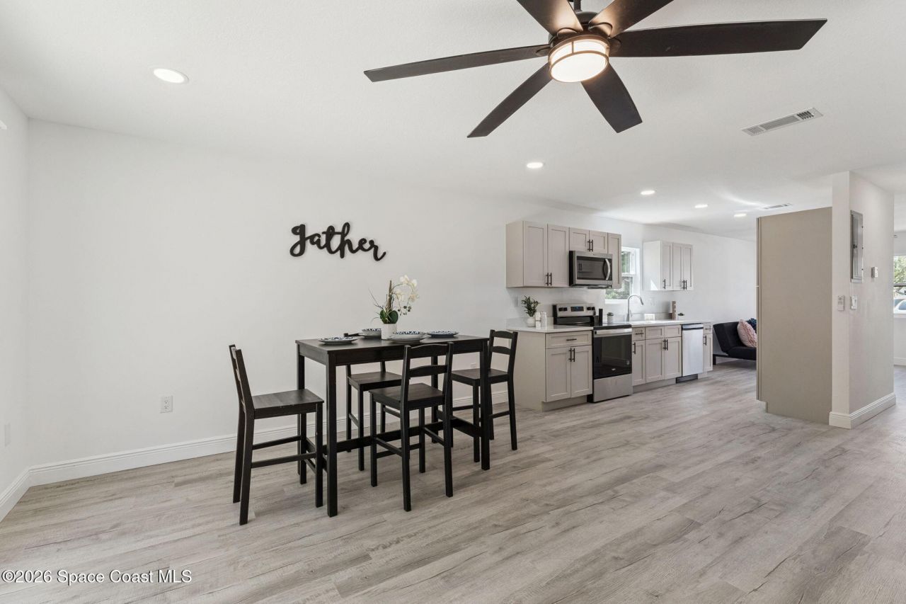 4717 Sisson Road , Titusville, FL 32780 Photo