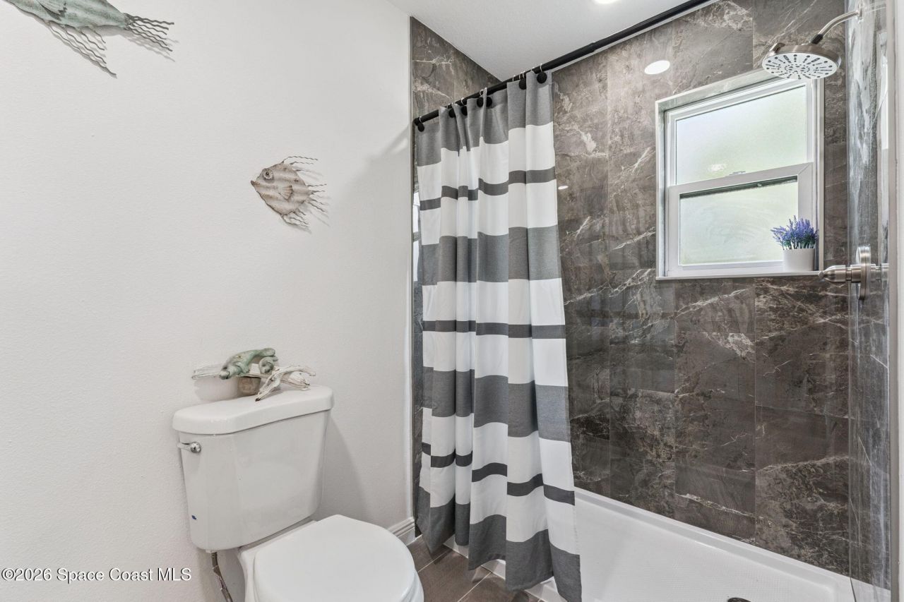 4717 Sisson Road , Titusville, FL 32780 Photo