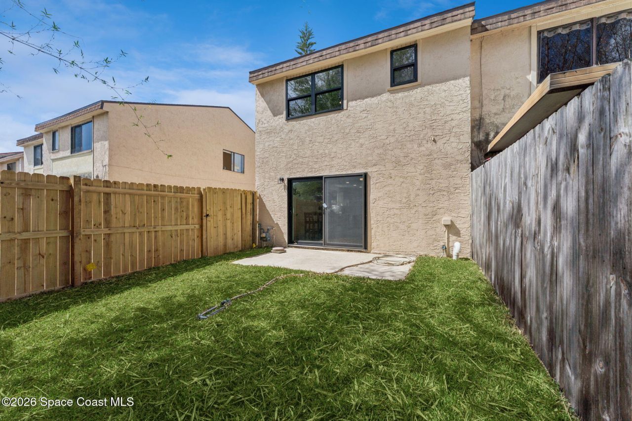 4717 Sisson Road , Titusville, FL 32780 Photo