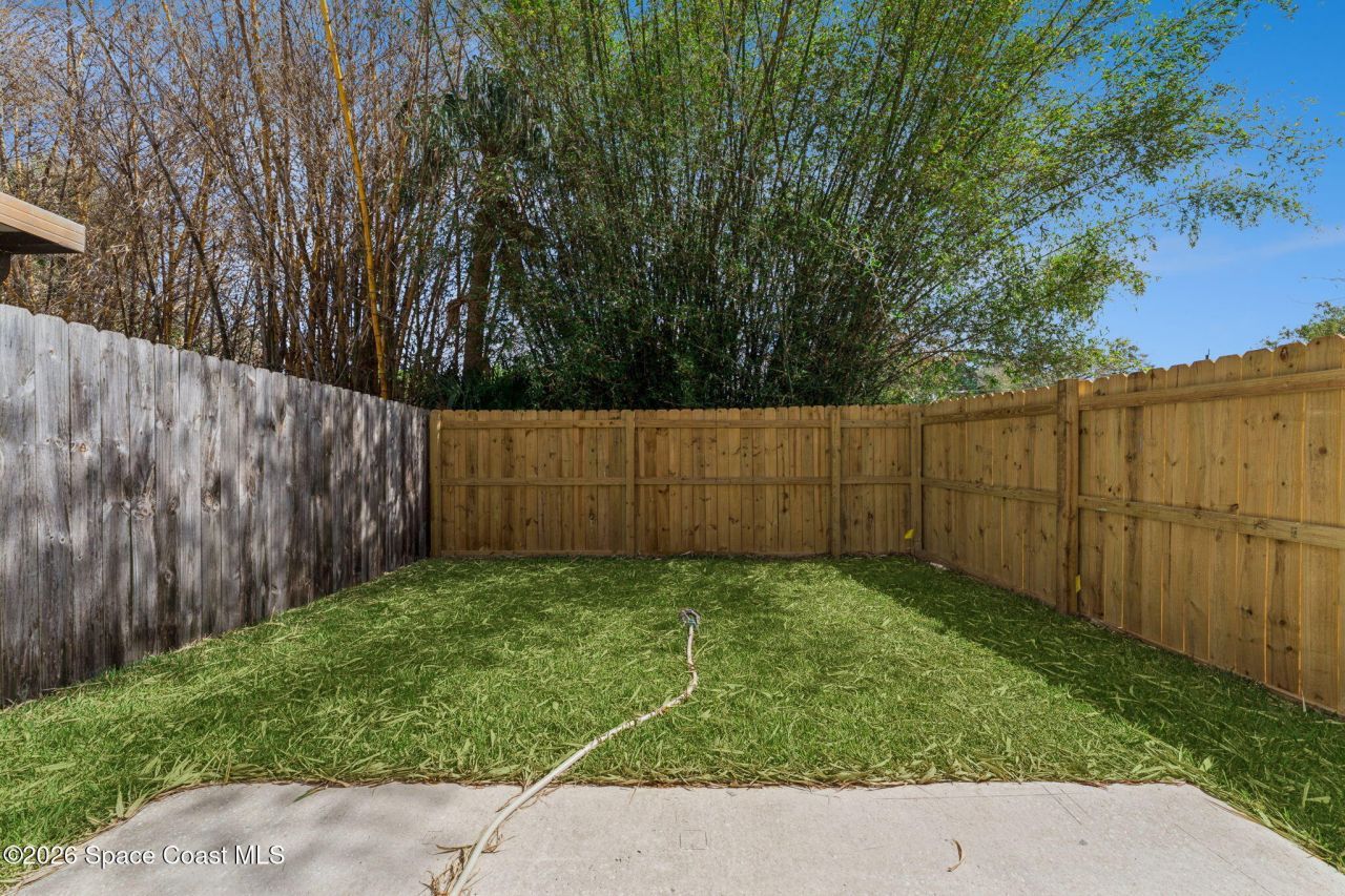 4717 Sisson Road , Titusville, FL 32780 Photo