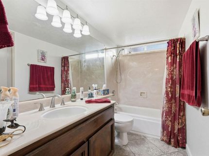 9076 Glenbury Ct, Elk Grove, CA 95624 Photo