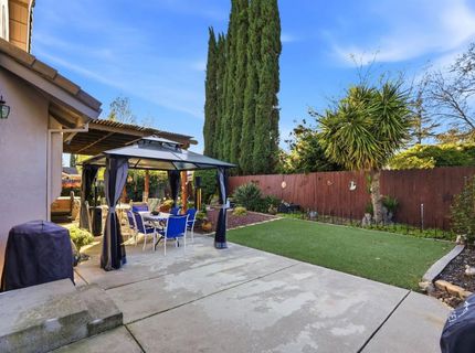 9076 Glenbury Ct, Elk Grove, CA 95624 Photo