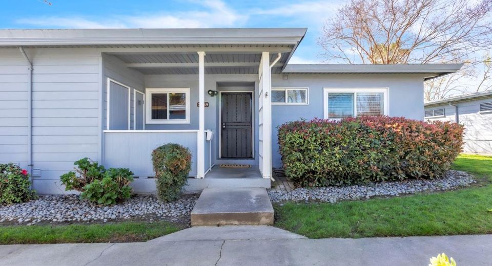2869 Santa Paula Ct, Sacramento, CA 95821 Photo