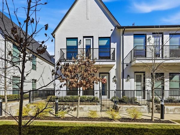 129 Garden Court E, Arlington, TX 76013