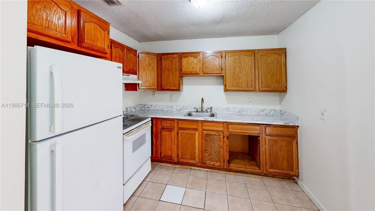 1664 SW 2nd Ct , Homestead, FL 33030 Photo