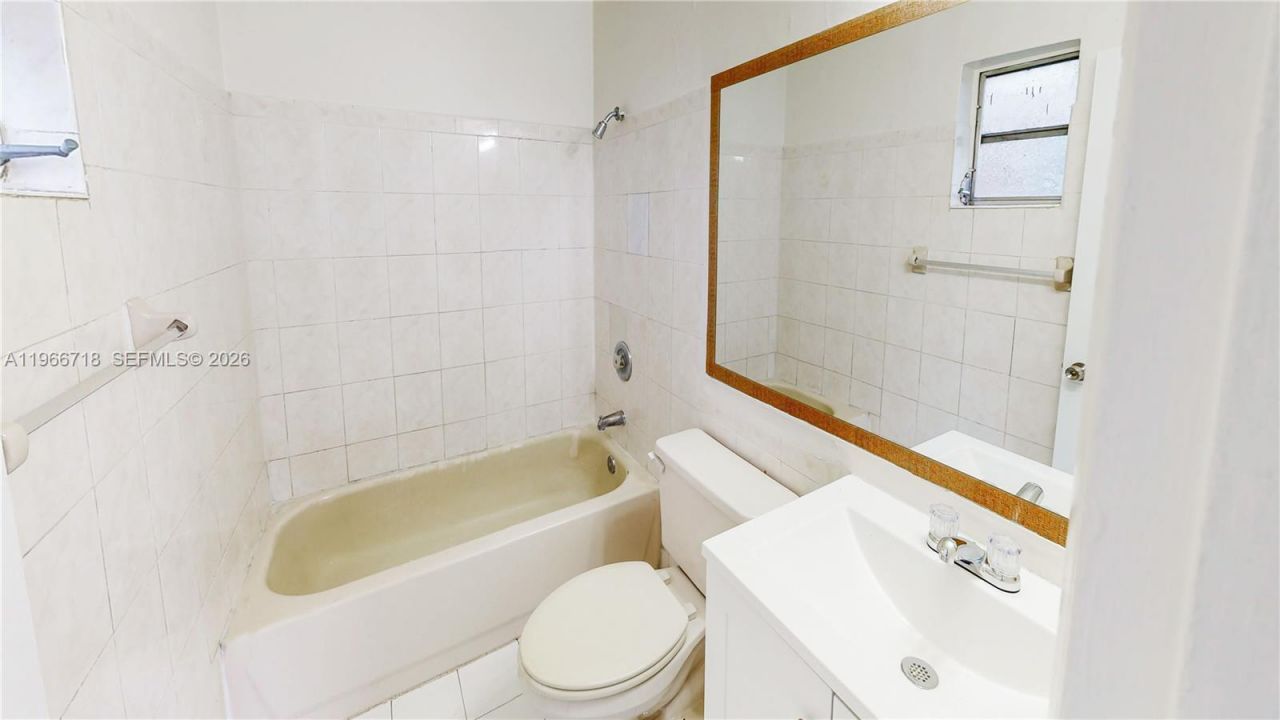 1664 SW 2nd Ct , Homestead, FL 33030 Photo