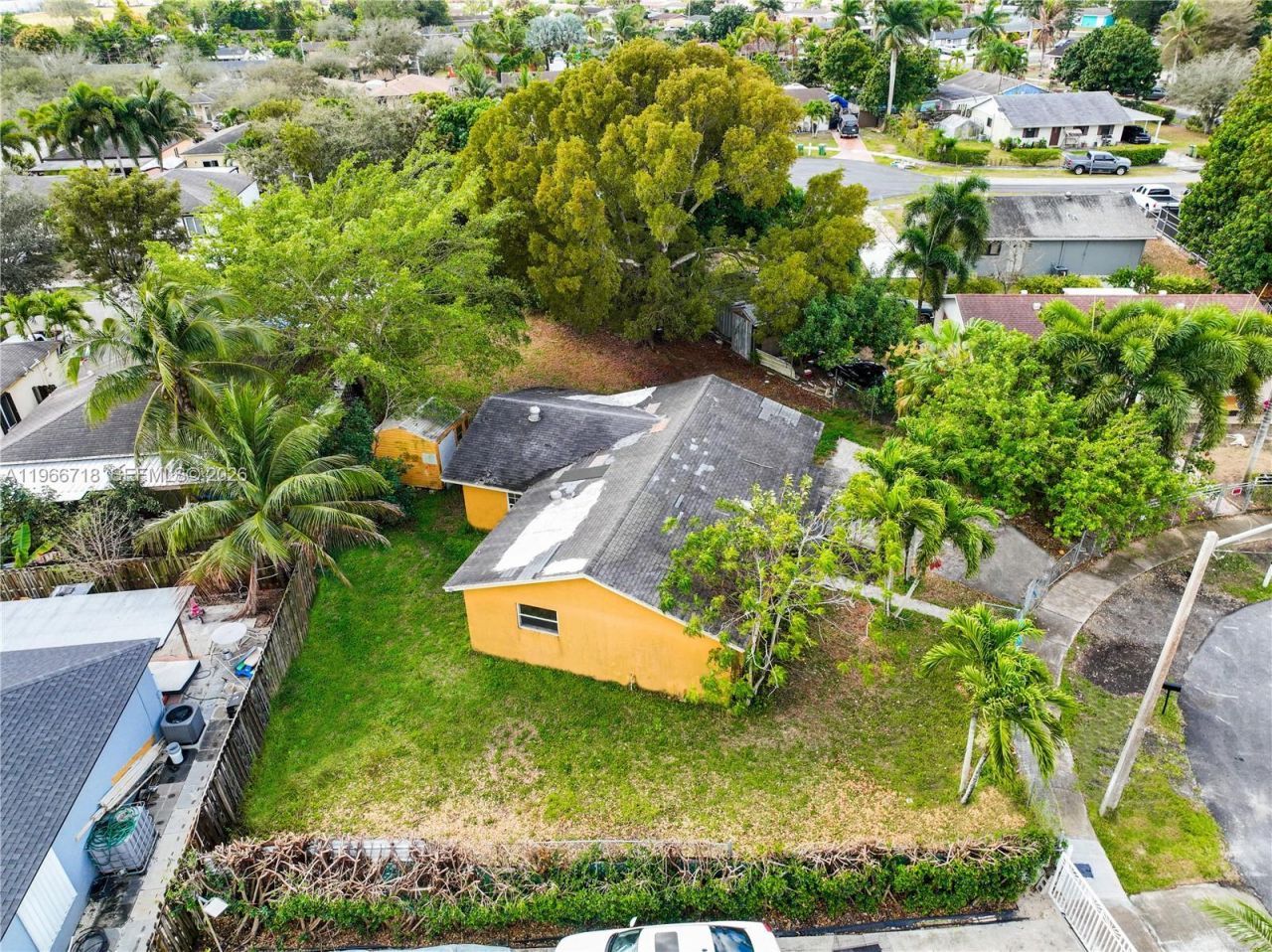 1664 SW 2nd Ct, Homestead, FL 33030 Photo