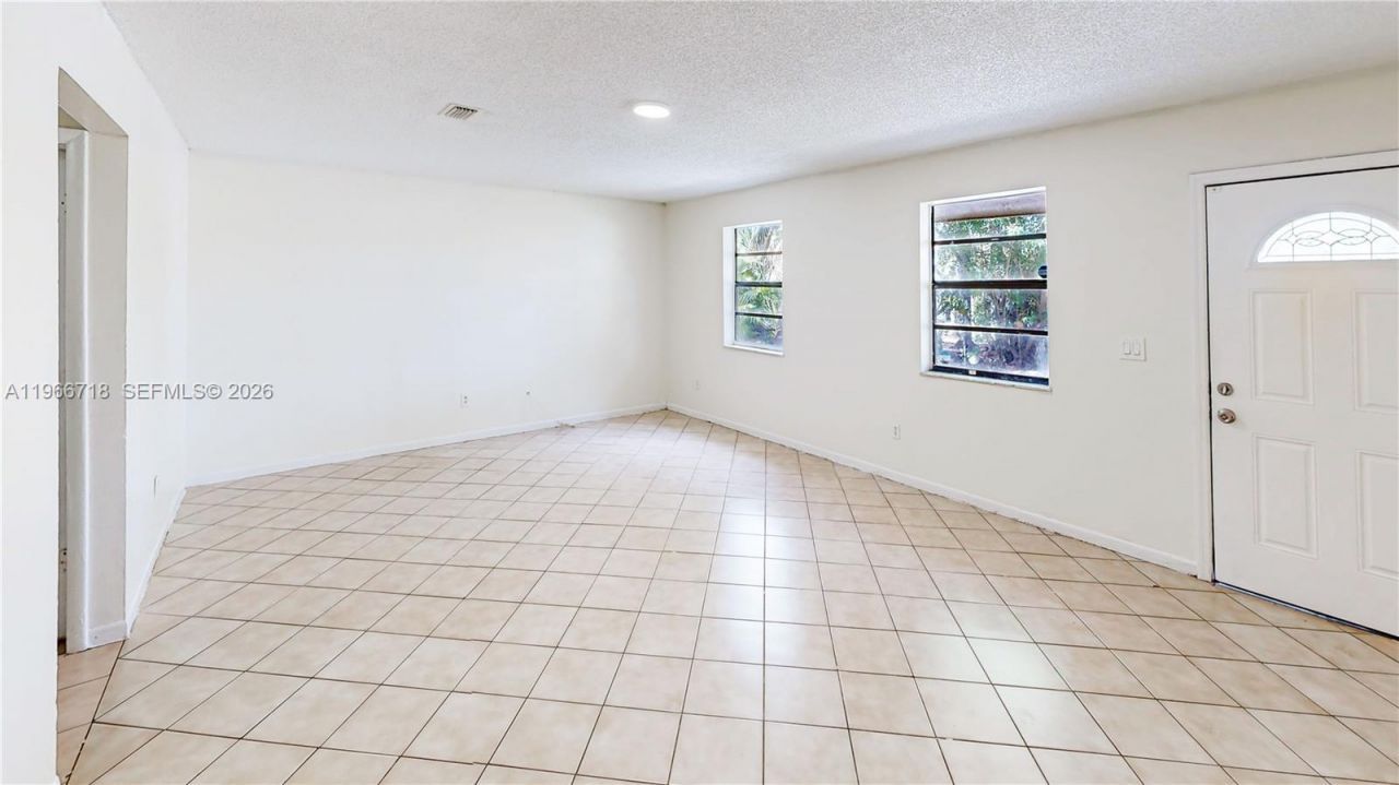 1664 SW 2nd Ct , Homestead, FL 33030 Photo