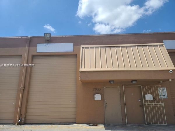 7933 NW 64th St, Unit 7933, Medley, FL 33166
