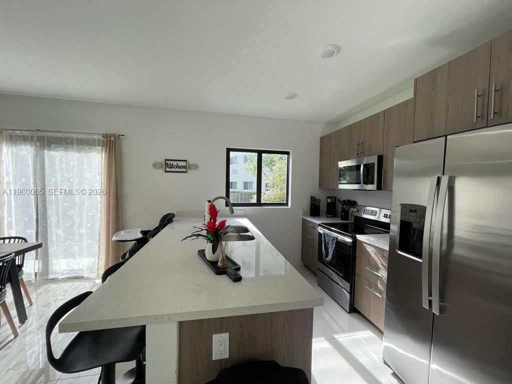 302 NW 11th Ct , Unit 302, Florida City, FL 33034 Photo