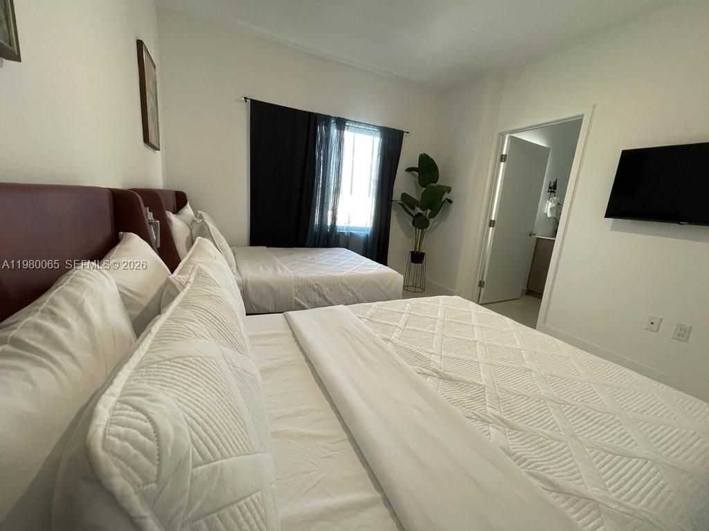 302 NW 11th Ct , Unit 302, Florida City, FL 33034 Photo