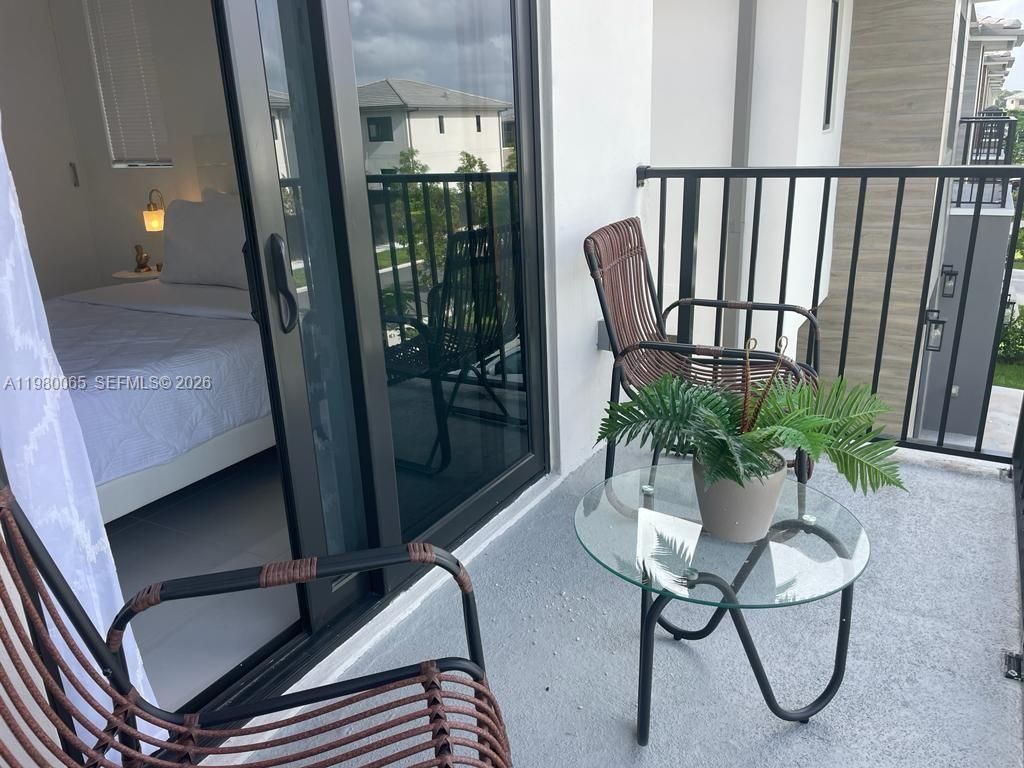 302 NW 11th Ct , Unit 302, Florida City, FL 33034 Photo