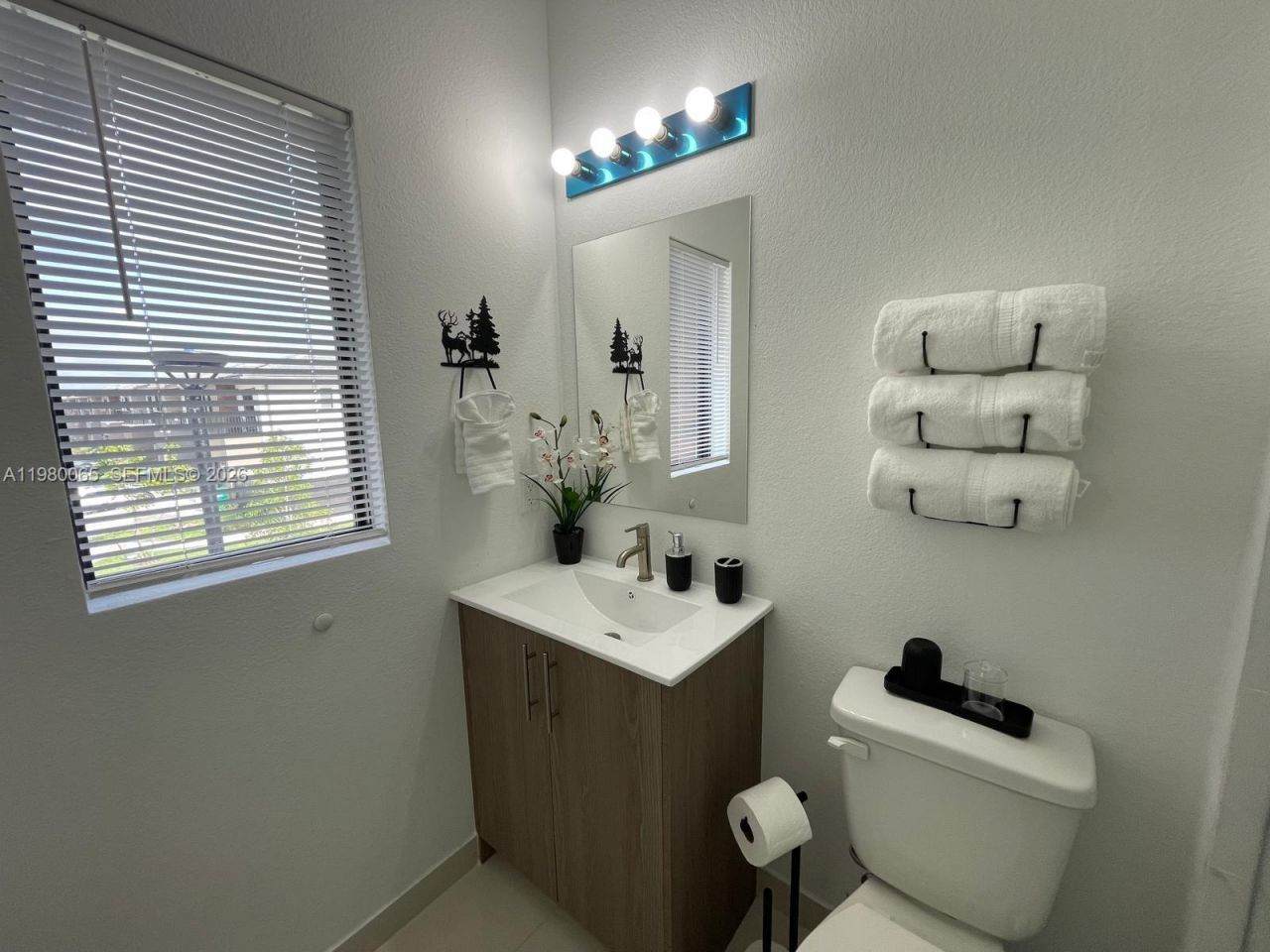 302 NW 11th Ct , Unit 302, Florida City, FL 33034 Photo