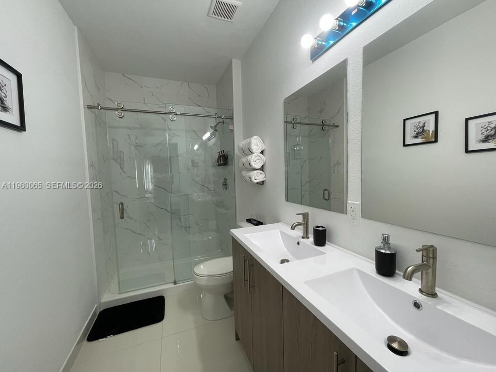 302 NW 11th Ct , Unit 302, Florida City, FL 33034 Photo