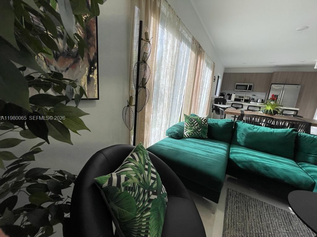 302 NW 11th Ct , Unit 302, Florida City, FL 33034 Photo