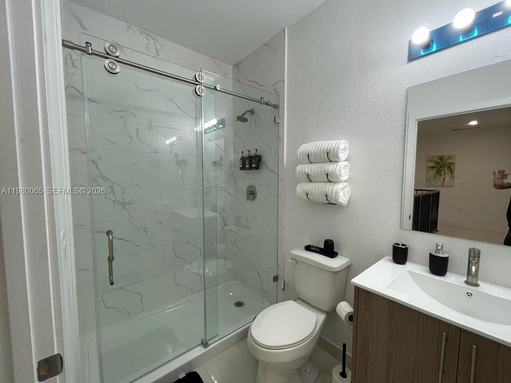 302 NW 11th Ct , Unit 302, Florida City, FL 33034 Photo