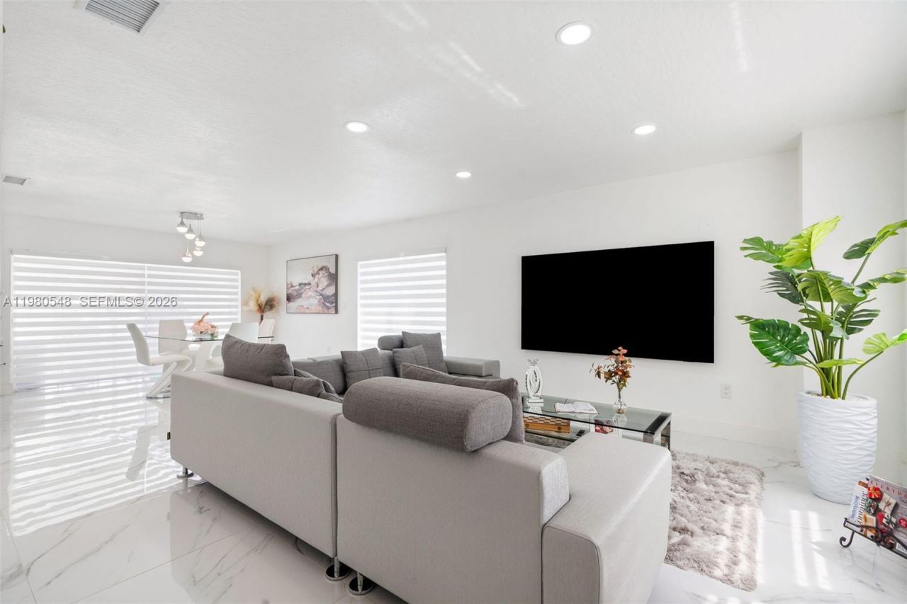 9849 SW 222nd Ter , Cutler Bay, FL 33190 Photo