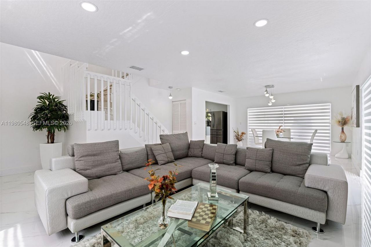 9849 SW 222nd Ter , Cutler Bay, FL 33190 Photo