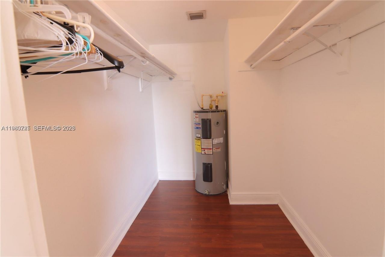 4804 NW 79th Ave , Unit 301, Doral, FL 33166 Photo