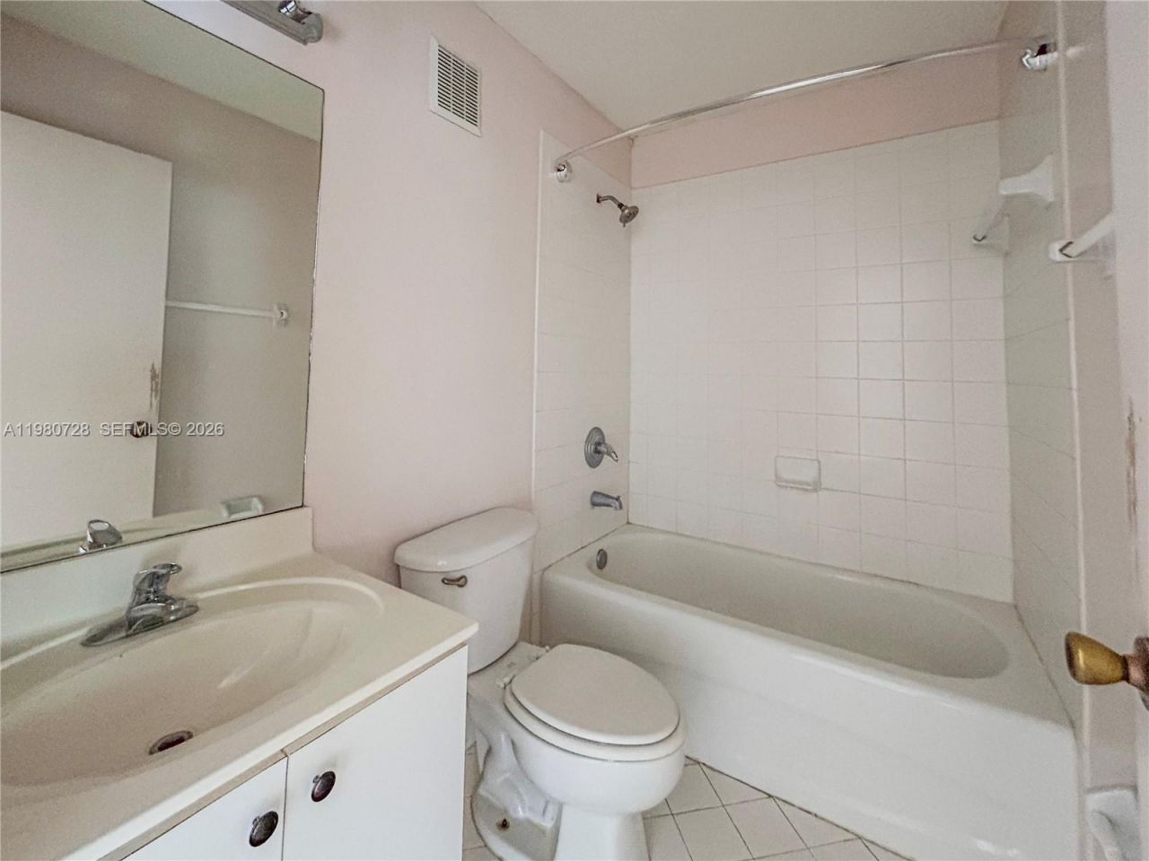 1270 SE 28th Ct , Unit 202, Homestead, FL 33035 Photo