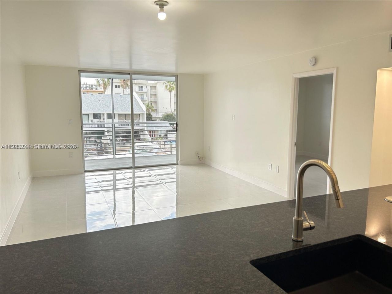 3550 NE 169th St , Unit 303, North Miami Beach, FL 33160 Photo