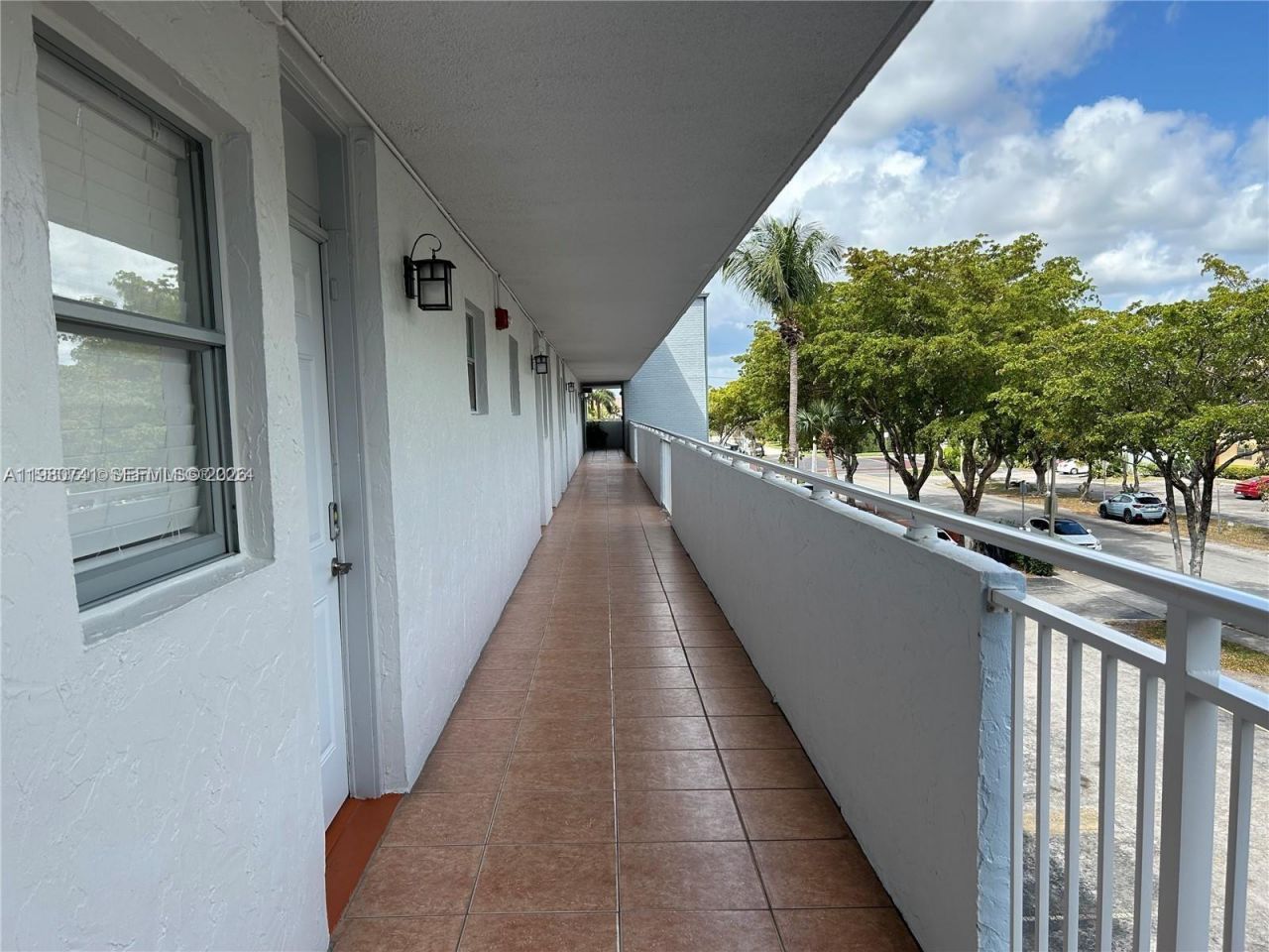3550 NE 169th St , Unit 303, North Miami Beach, FL 33160 Photo