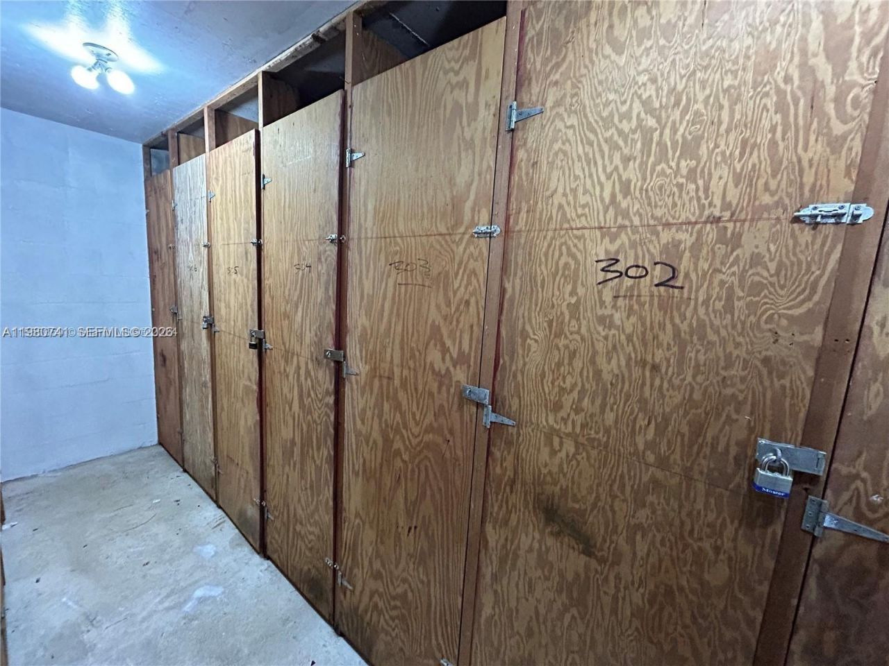 3550 NE 169th St , Unit 303, North Miami Beach, FL 33160 Photo