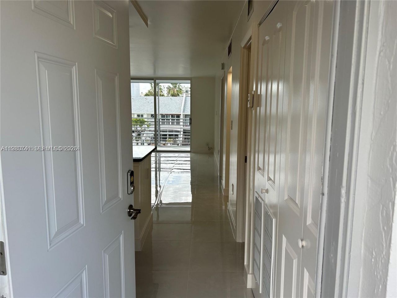 3550 NE 169th St , Unit 303, North Miami Beach, FL 33160 Photo