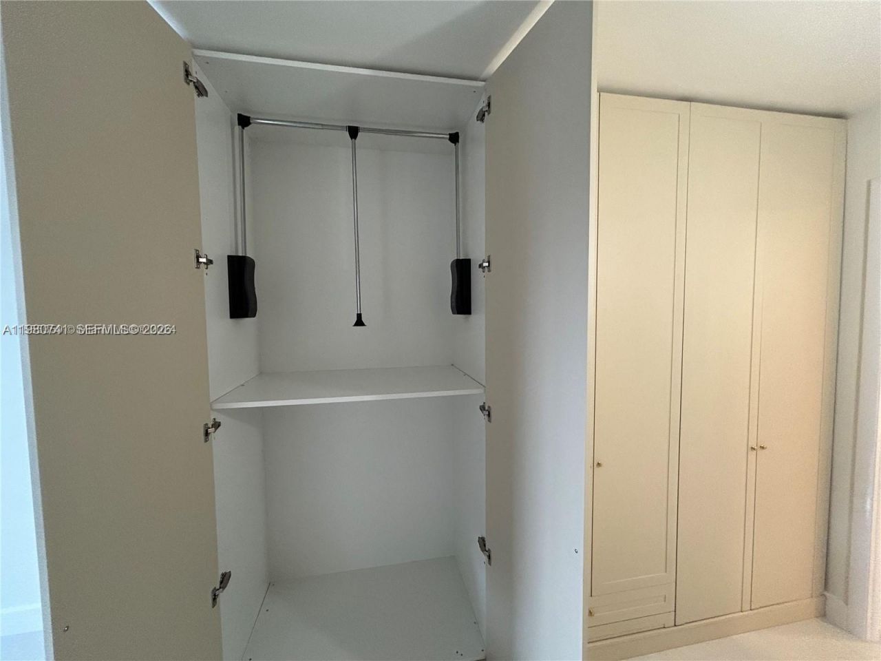 3550 NE 169th St , Unit 303, North Miami Beach, FL 33160 Photo