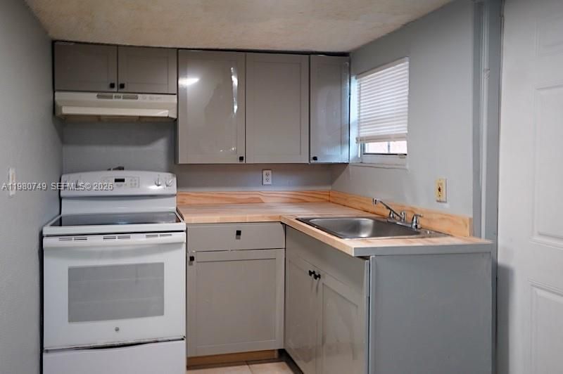 2378 NW 60th St , Miami, FL 33142 Photo