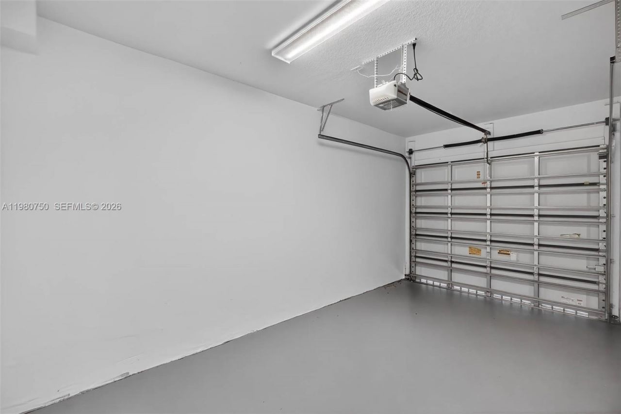 7661 NW 88th Terrace , Tamarac, FL 33321 Photo