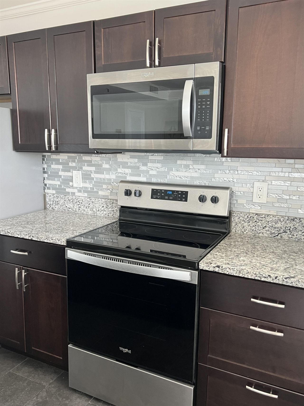 5905 South Kings Hwy. Photo 19