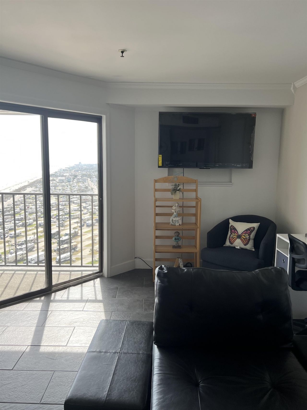 5905 South Kings Hwy. Photo 6