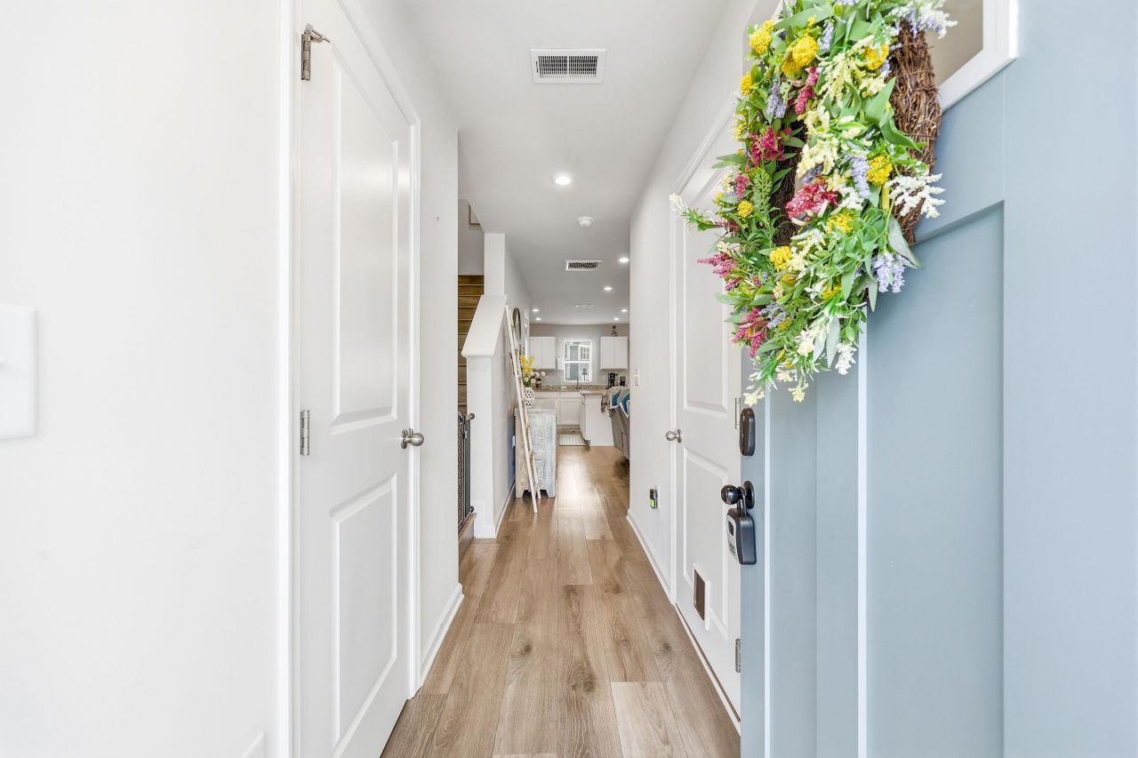 404 El Camino Dr. Photo 11