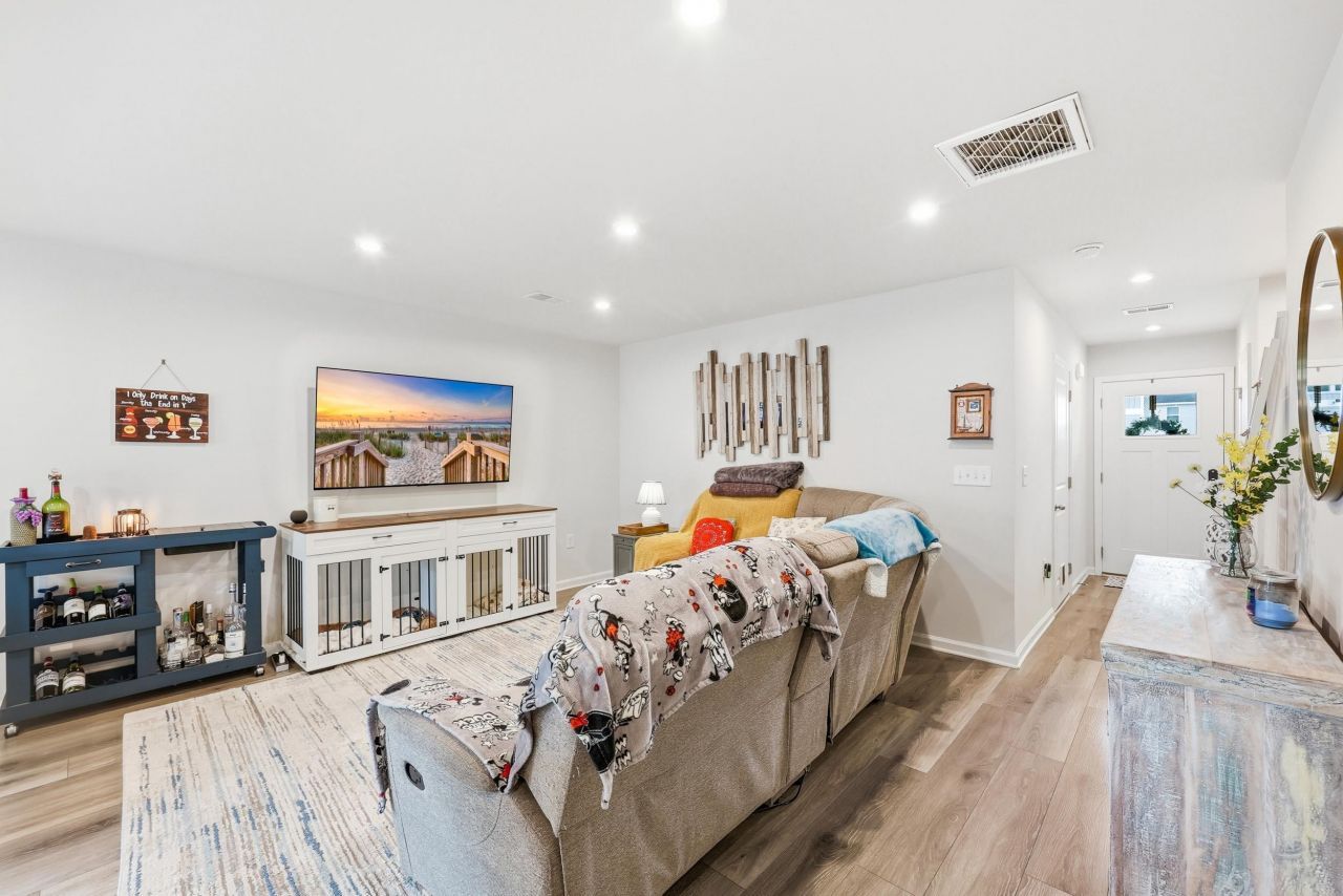 404 El Camino Dr. Photo 14