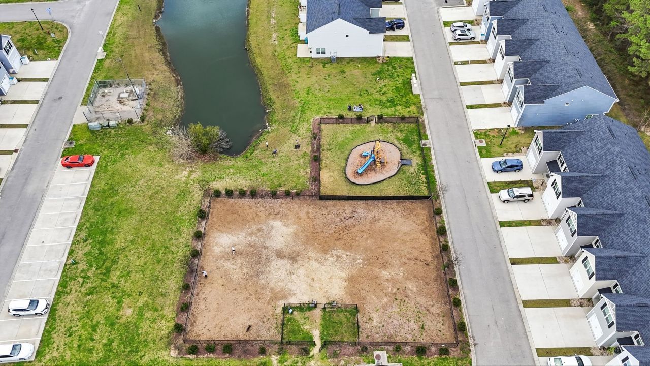 404 El Camino Dr. Photo 50