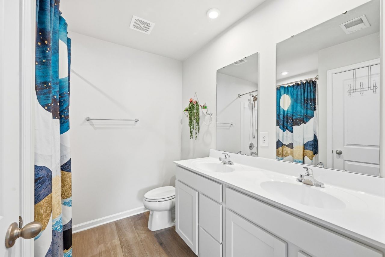 404 El Camino Dr. Photo 6