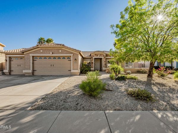 1121 E POWELL Way, Chandler, AZ 85249