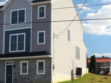 88 HESS AVENUE, HELLERTOWN, PA 18055