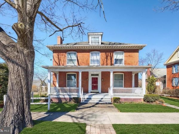 318 LINCOLN WAY W , NEW OXFORD, PA 17350