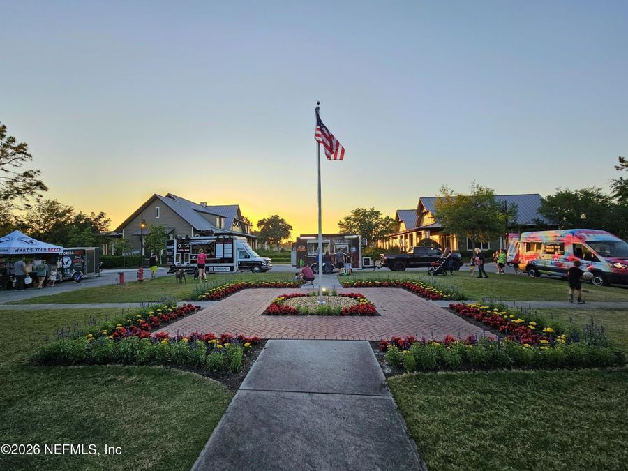 Property Image 100