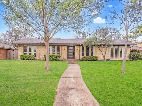 13551 Rawhide Parkway , Farmers Branch, TX 75234