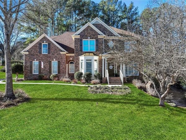 210 River Laurel Way , Woodstock, GA 30188