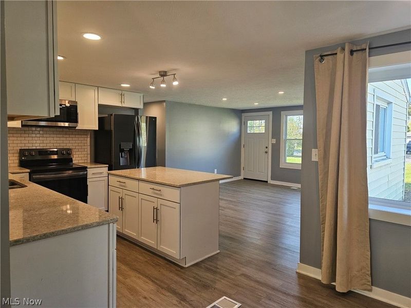 572 David Drive , Streetsboro, OH 44241 Photo 3