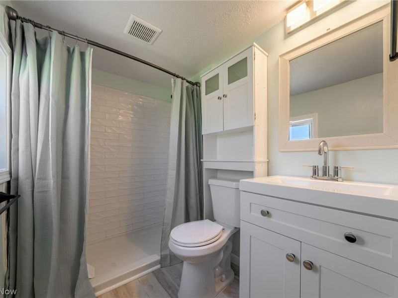 2745 Rockefeller Road, Willoughby Hills, OH 44092 Photo 19