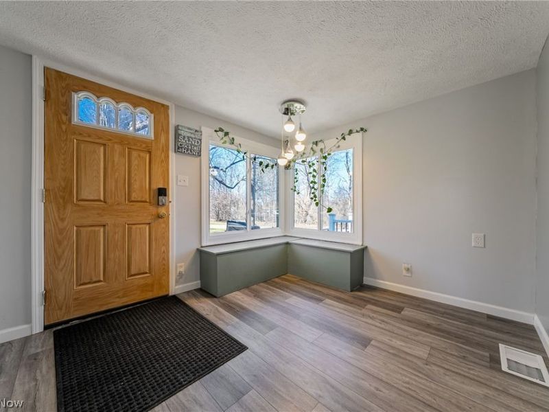 2745 Rockefeller Road, Willoughby Hills, OH 44092 Photo 3